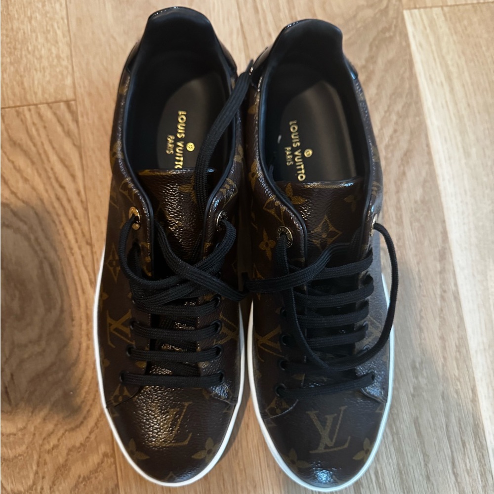 Louis Vuitton Sneakers. Women’s size 9.5